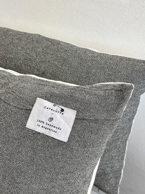 Almohadón Jaspeado Black / Tusor