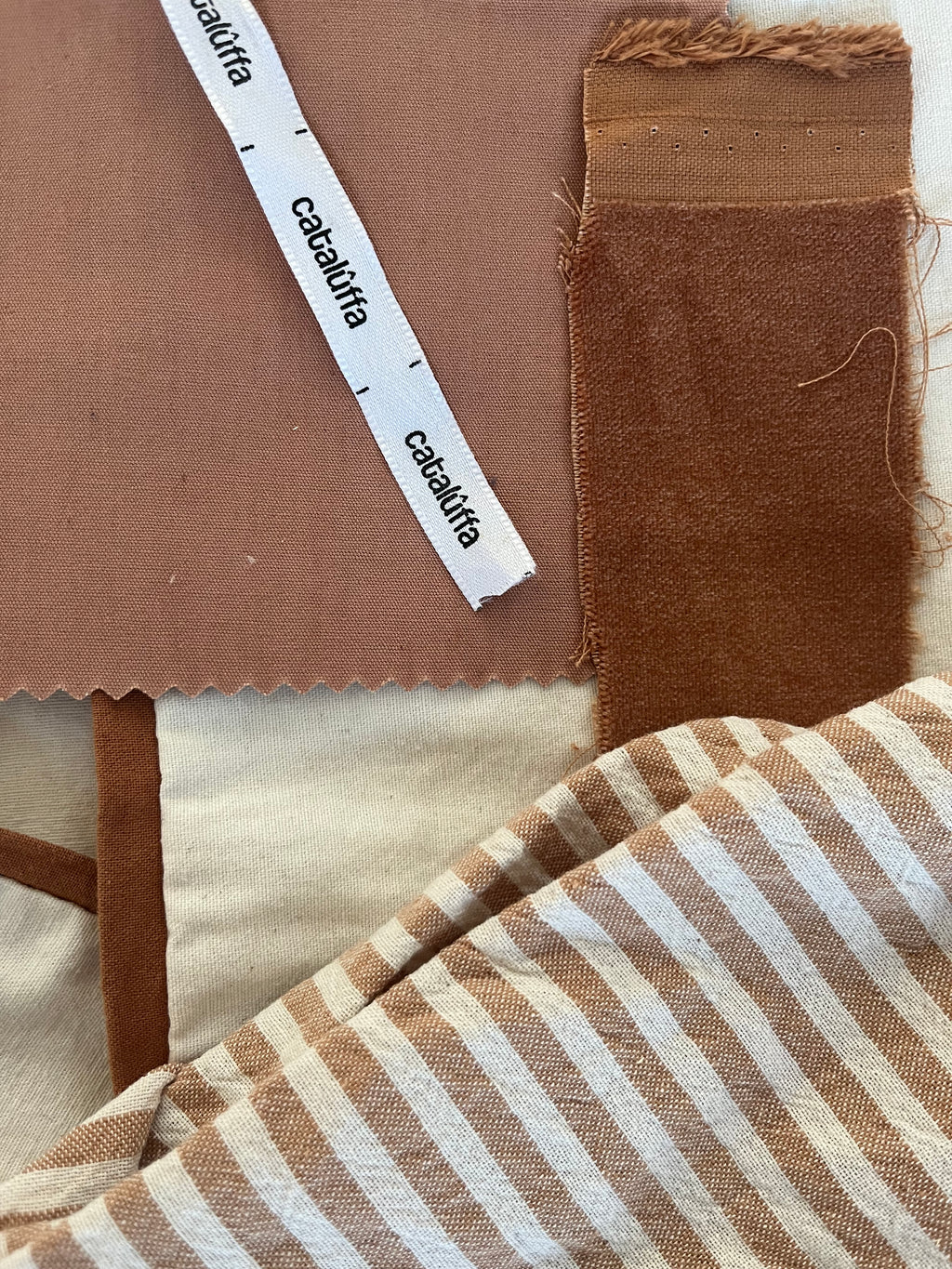 Respaldar Ondas Pana / Lino / Bouclé