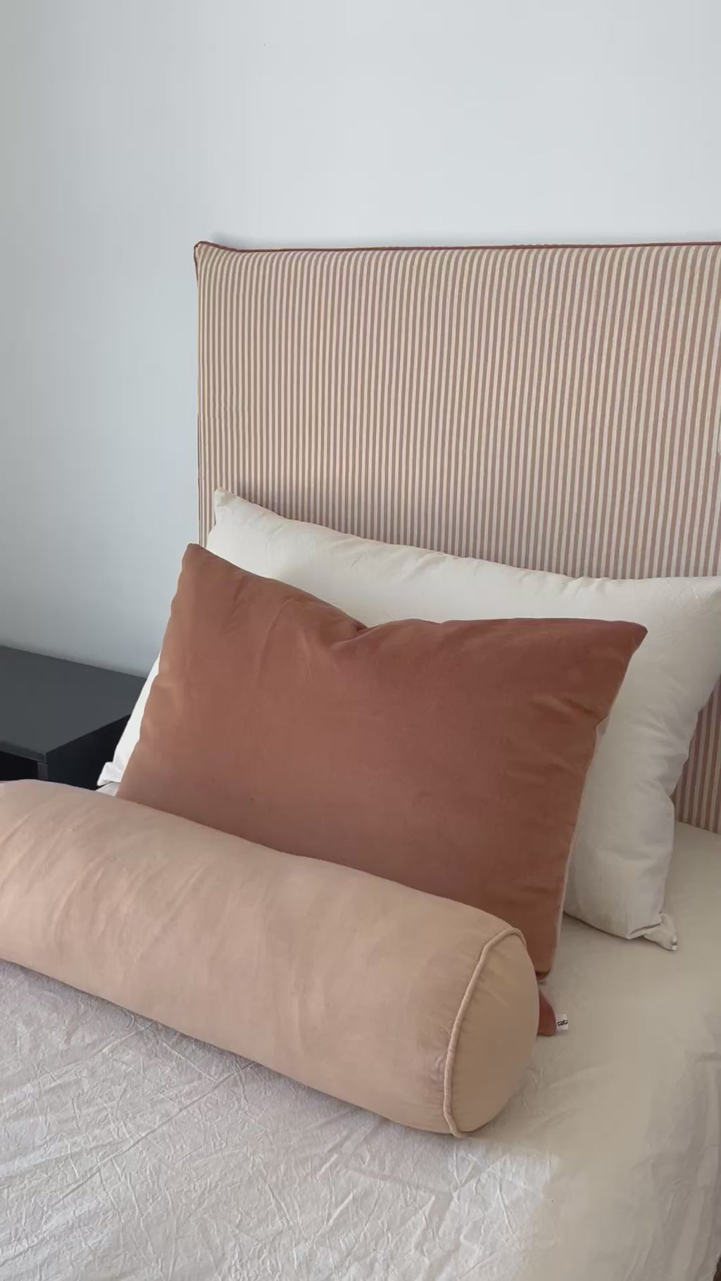 Respaldo Enfundado Algodón c/ vivo